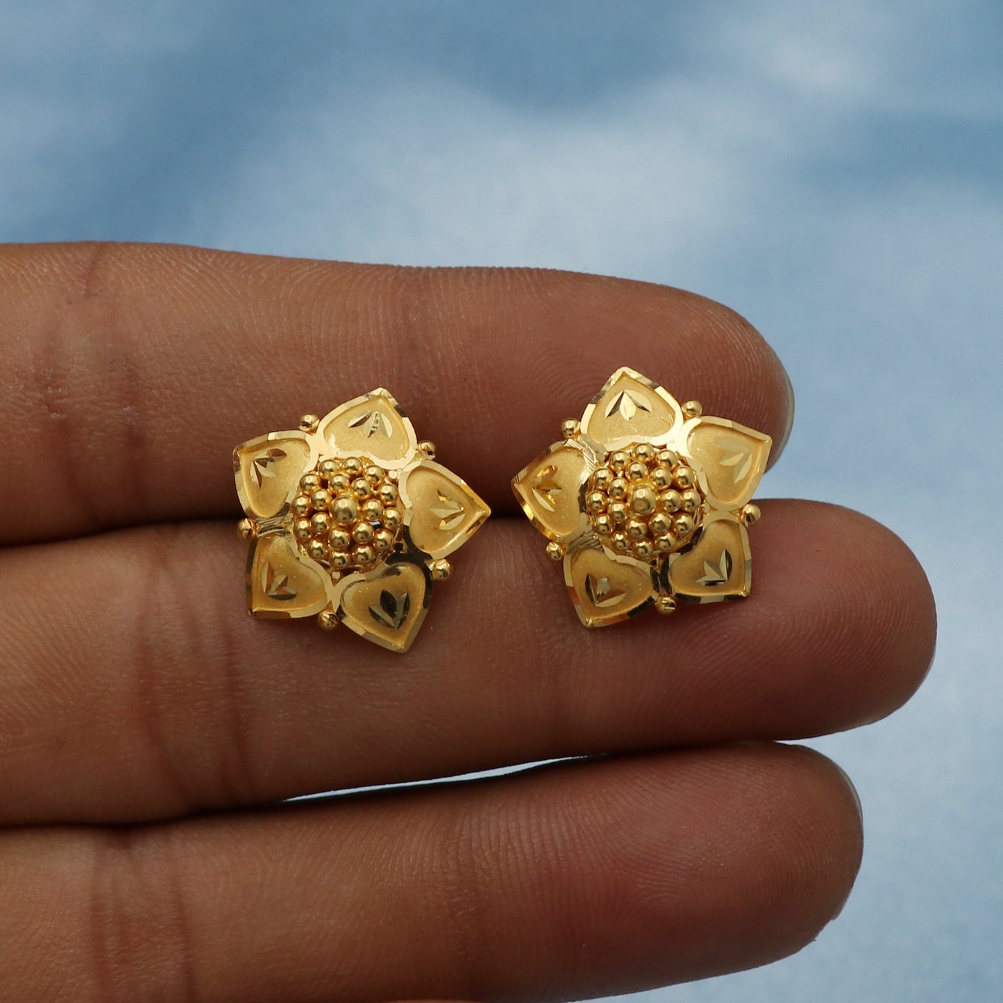 Flower 22k Yellow Gold Stud Earrings Handmade jewelry, Gold Tops Earrings Jewelry for Women