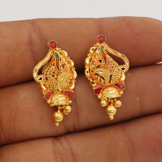 22k Yellow Gold Earrings , Handmade Yellow gold earrings for women, vintage antique design indian gold earrings jewelry, Gold Stud Gift