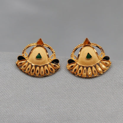 22 karat Gold Stud Earrings, Handmade Yellow gold earrings for women, vintage antique design indian gold earrings jewelry, Gold Stud Gift