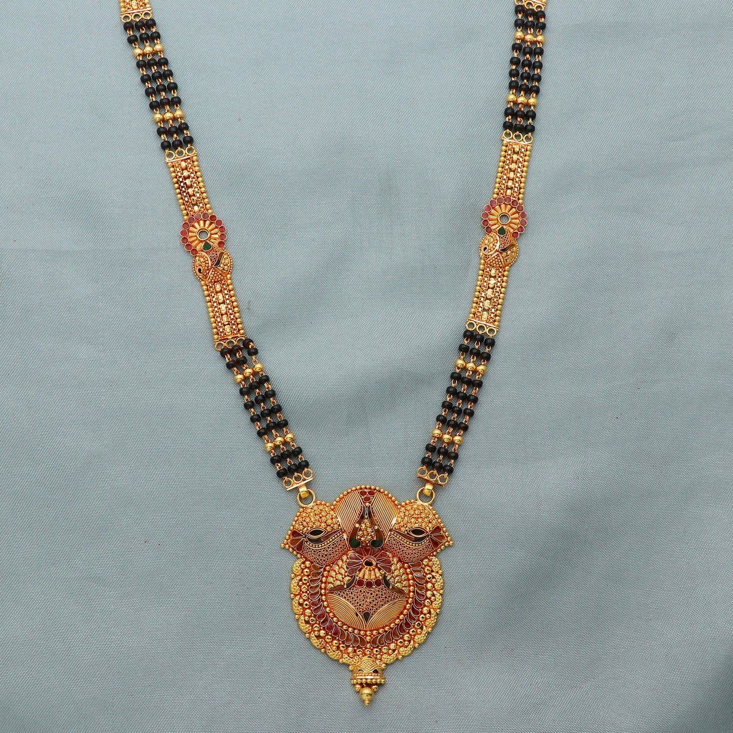 Heavy Wedding Wife Mangalsutra Necklace, 22k Gold Gift for Wife, Designer 22k Gold Pendant and Hand Crafted Black Beads Chain in 22k,