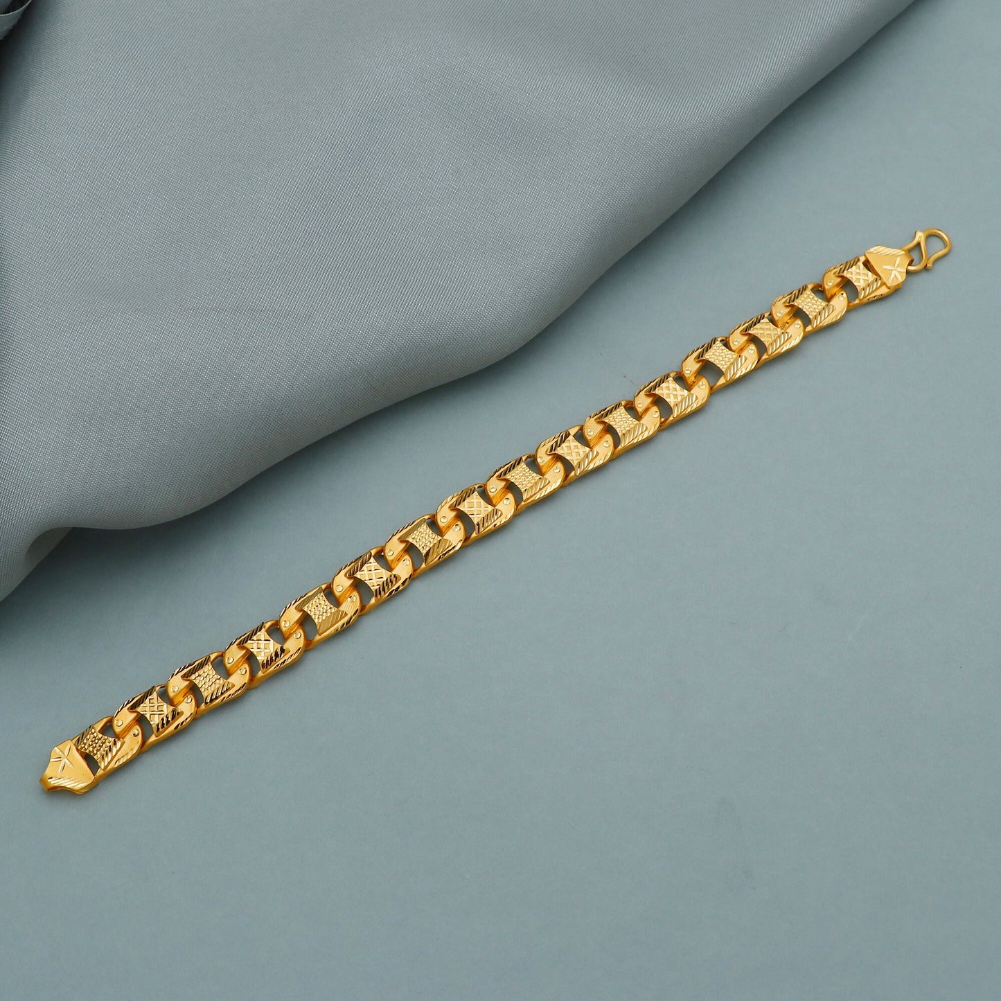 Handcrafted 22k Yellow Gold Bracelet, Stylish Design, Men's Jewelry