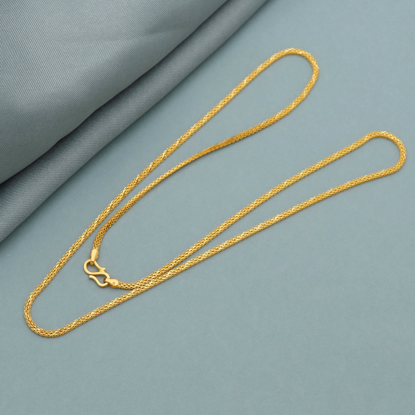 Handmade 22k Yellow Gold Curb Chain Necklace: Indian Jewelry