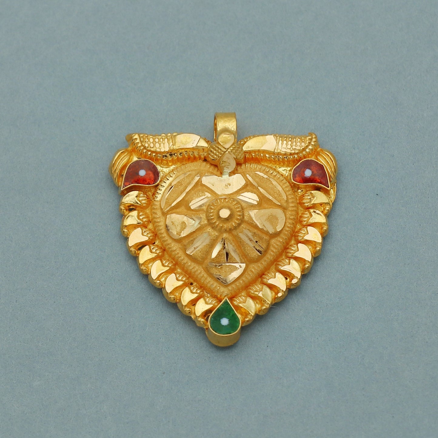 Pure solid 22k Gold Pendant Jewelry, Traditional Indian Gold Jewelry, vintage antique design