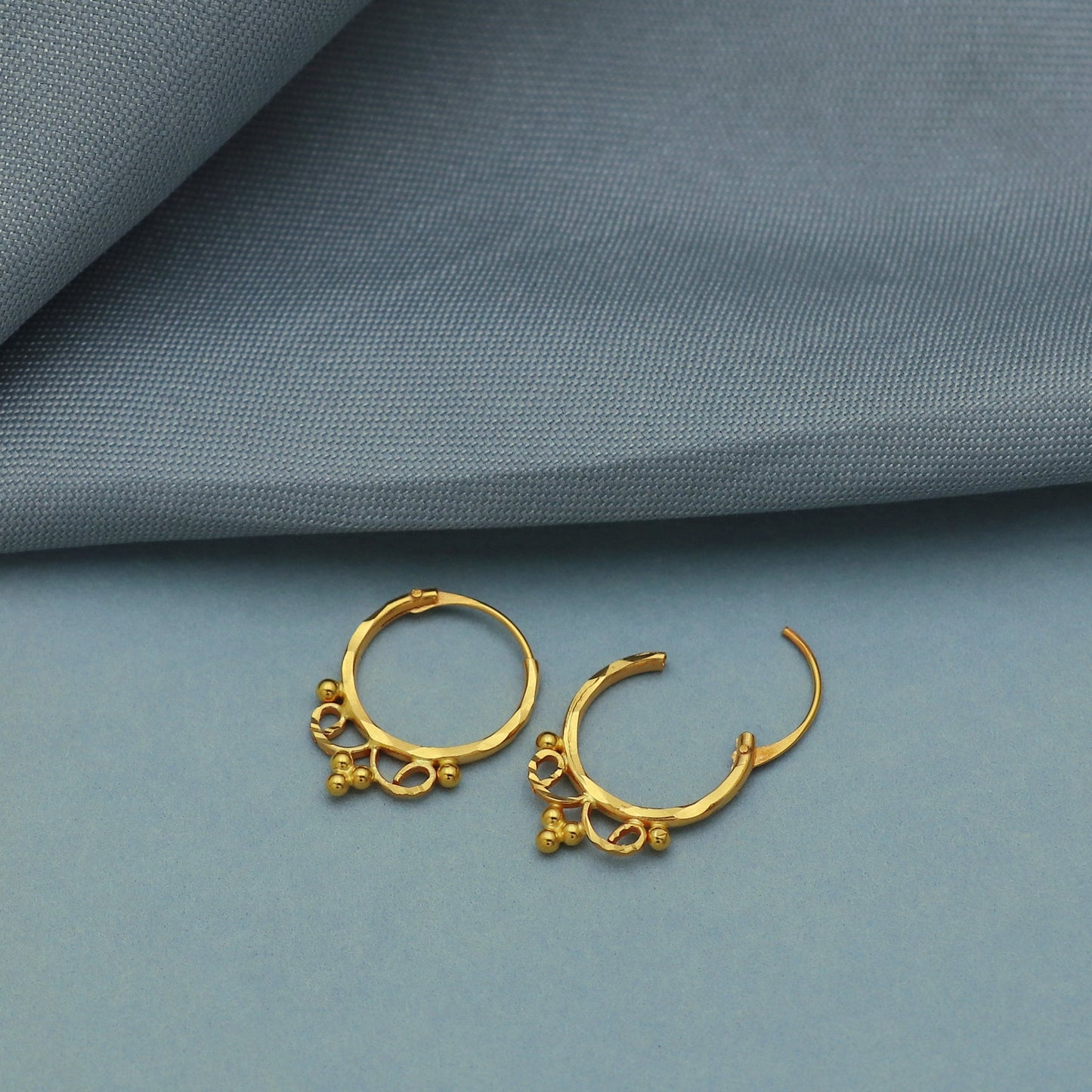 Pure 20k Yellow Gold Hoop Bali Earrings, Huggies, Beads Handmade gold earrings for women, Christmas gift, dainty Indian gold earrings