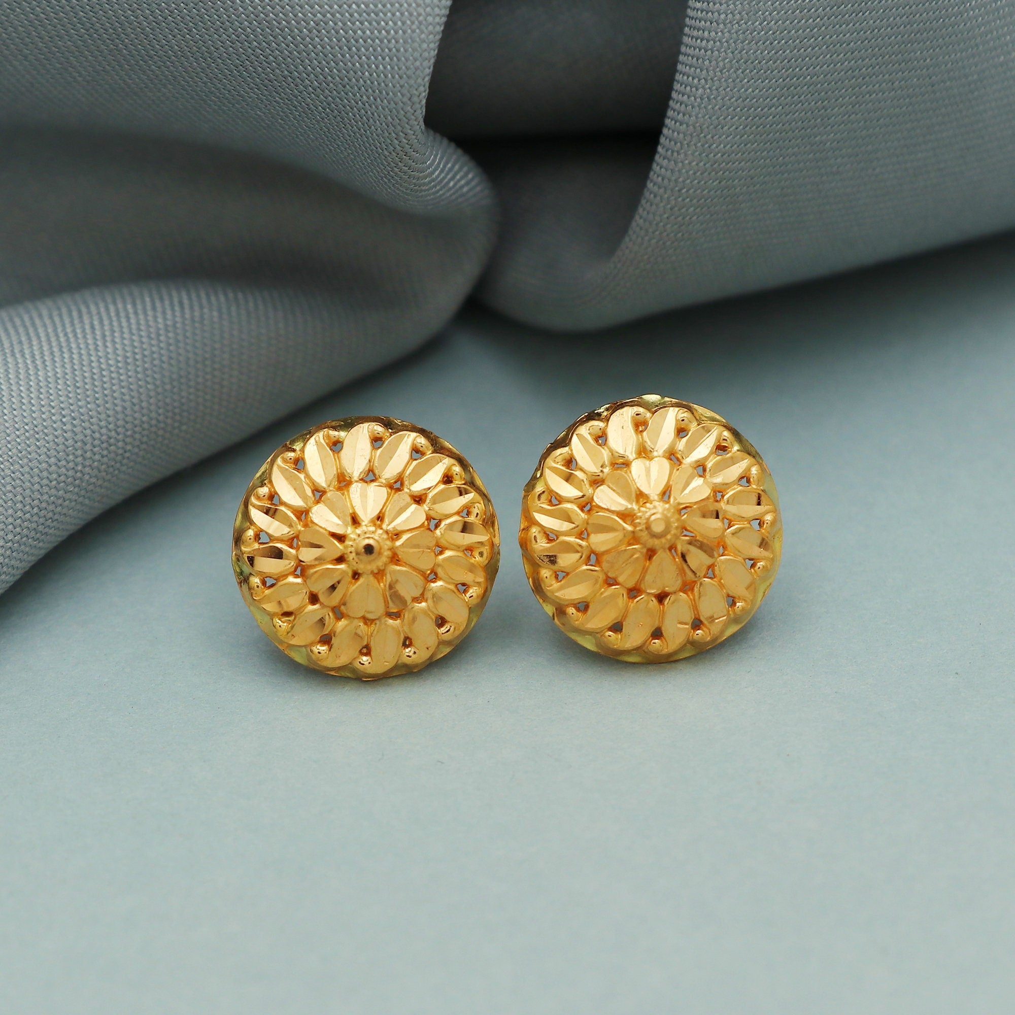 22 carat gold ear tops sales