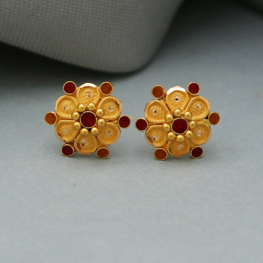 solid 22k gold stud earrings, K2153