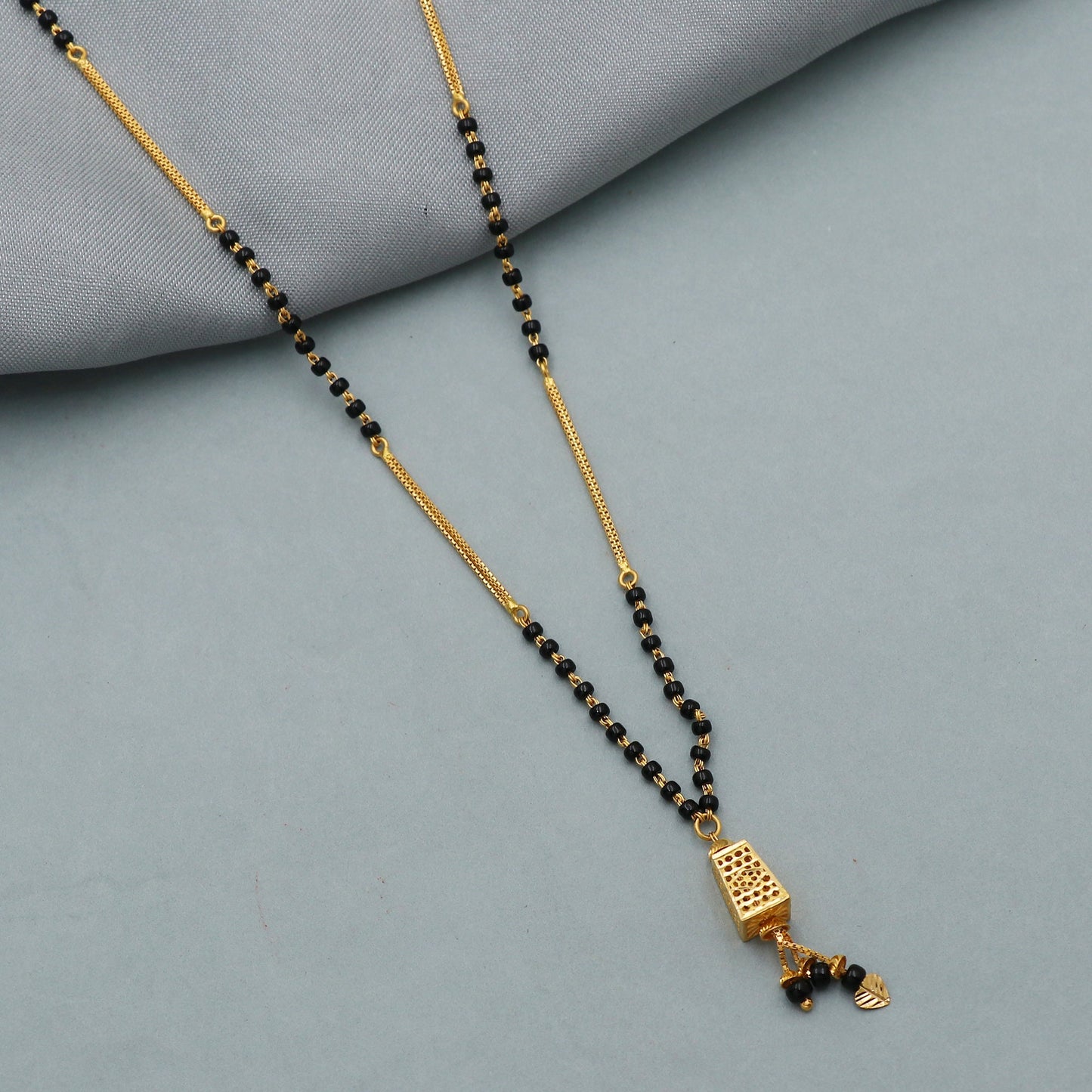 22k Yellow Gold Mangalsutra Necklace: Handmade Indian Jewelry