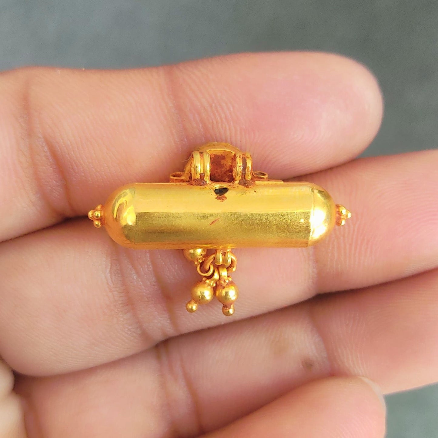 Vintage antique design handmade 22 karat yellow gold amulet pendant with fabulous hanging bells excellent women's girl's jewelry from india