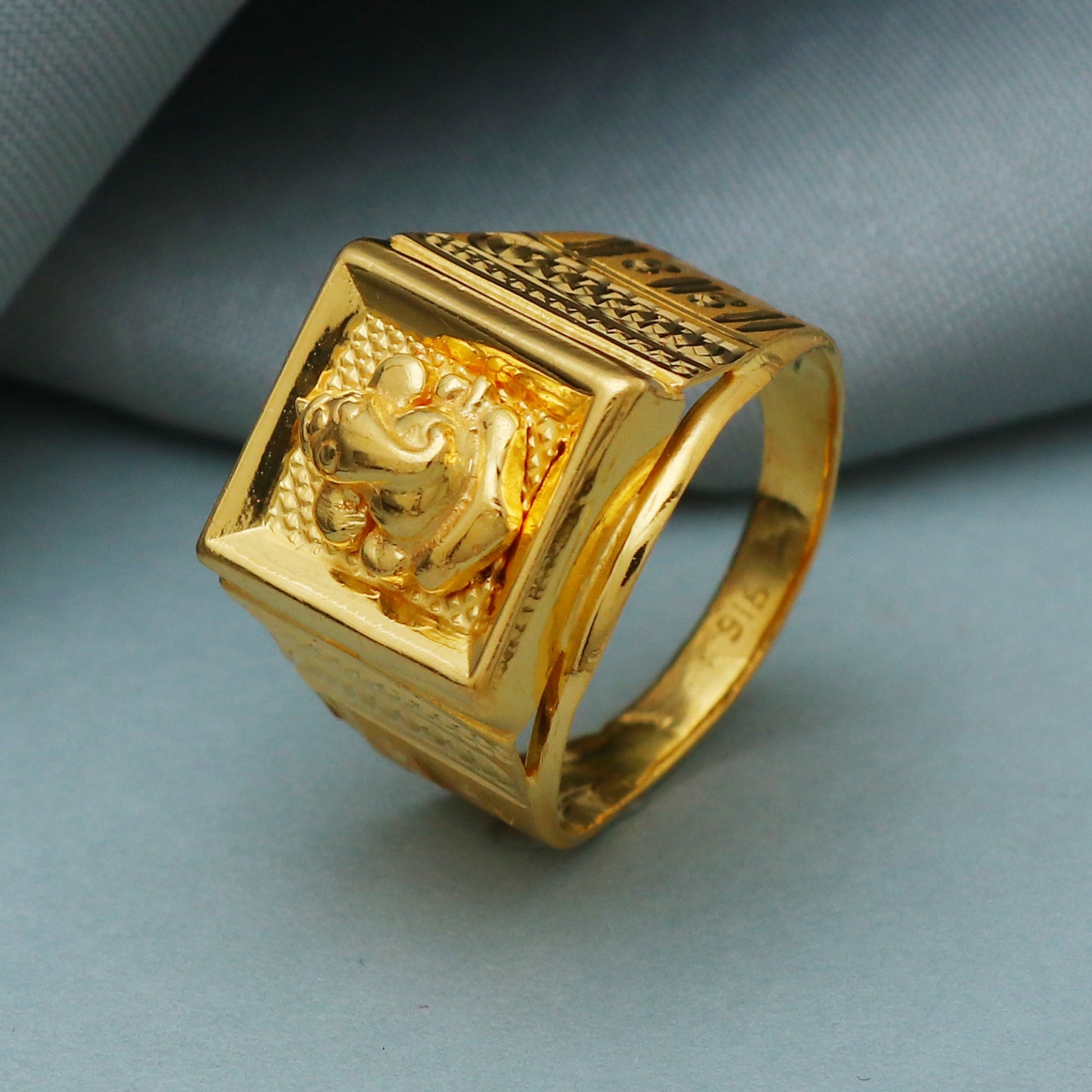 lord Ganesha ganeshji 18k gold ring, 22k Yellow Gold Ring, Hand