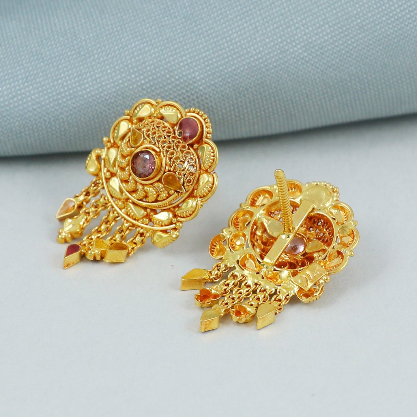 22k Yellow Gold Dangle Handmade Earrings, K4515
