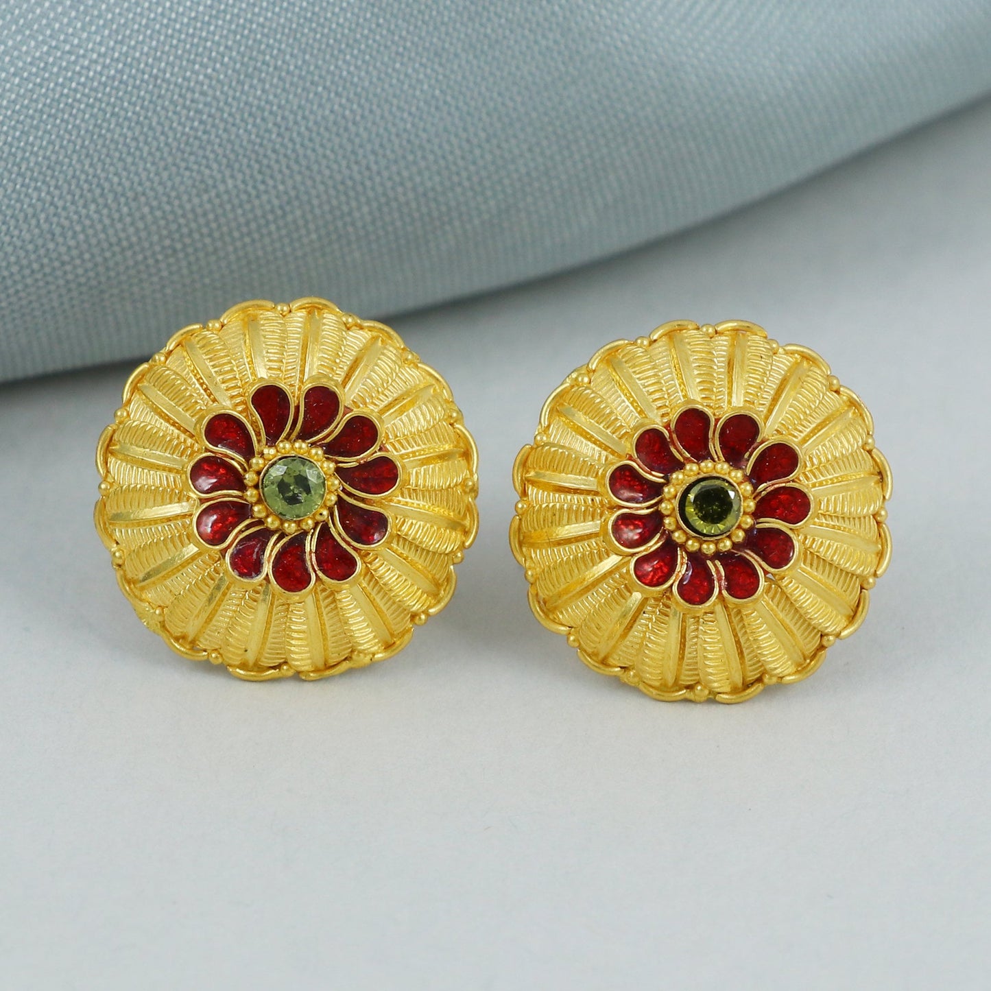 22 karat Gold Earrings Tops Indian Jewelry, K4555