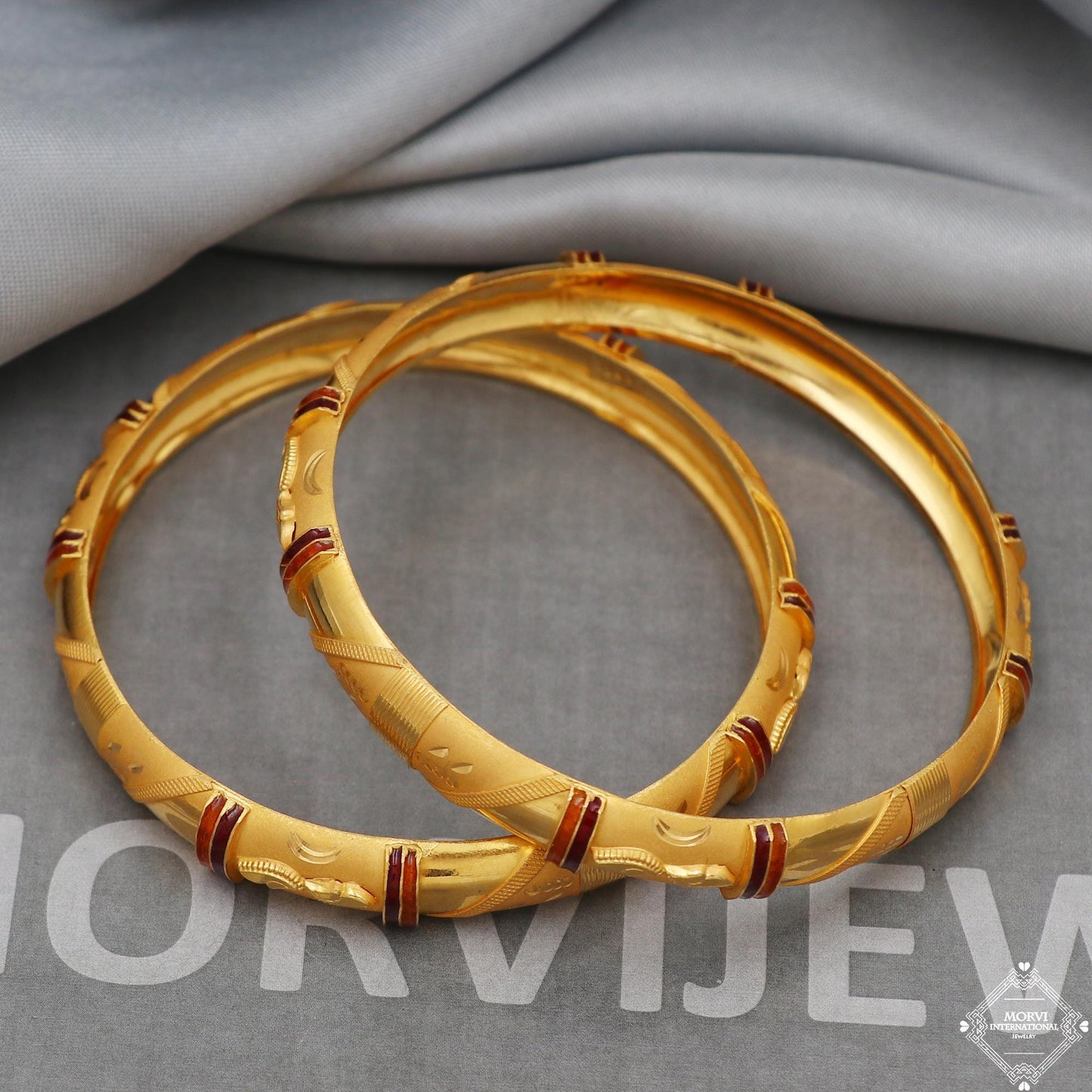 Handmade 22k 22 karat Gold indian vintage antique style Bangles Bracelet Pair Wedding Jewelry, K5172