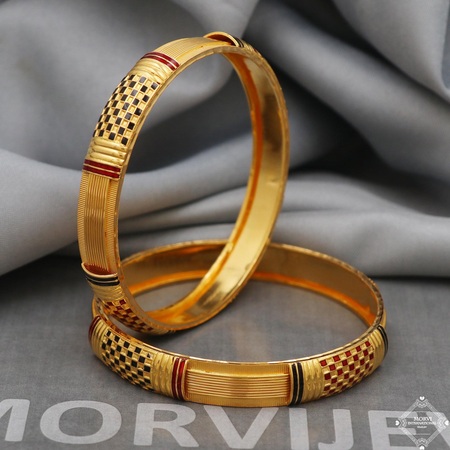 22k 22 karat Gold Bangles Bracelet Pair Wedding Jewelry, K5173