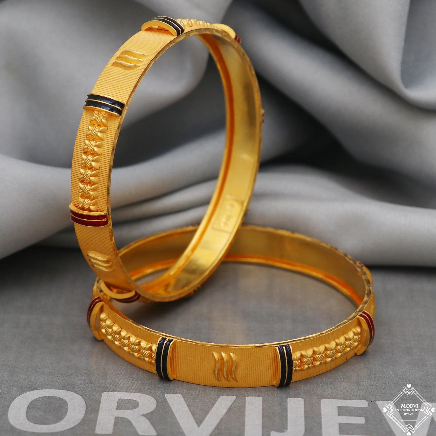 22k 22 karat Gold Bangles Bracelet Pair Wedding Jewelry, K5174