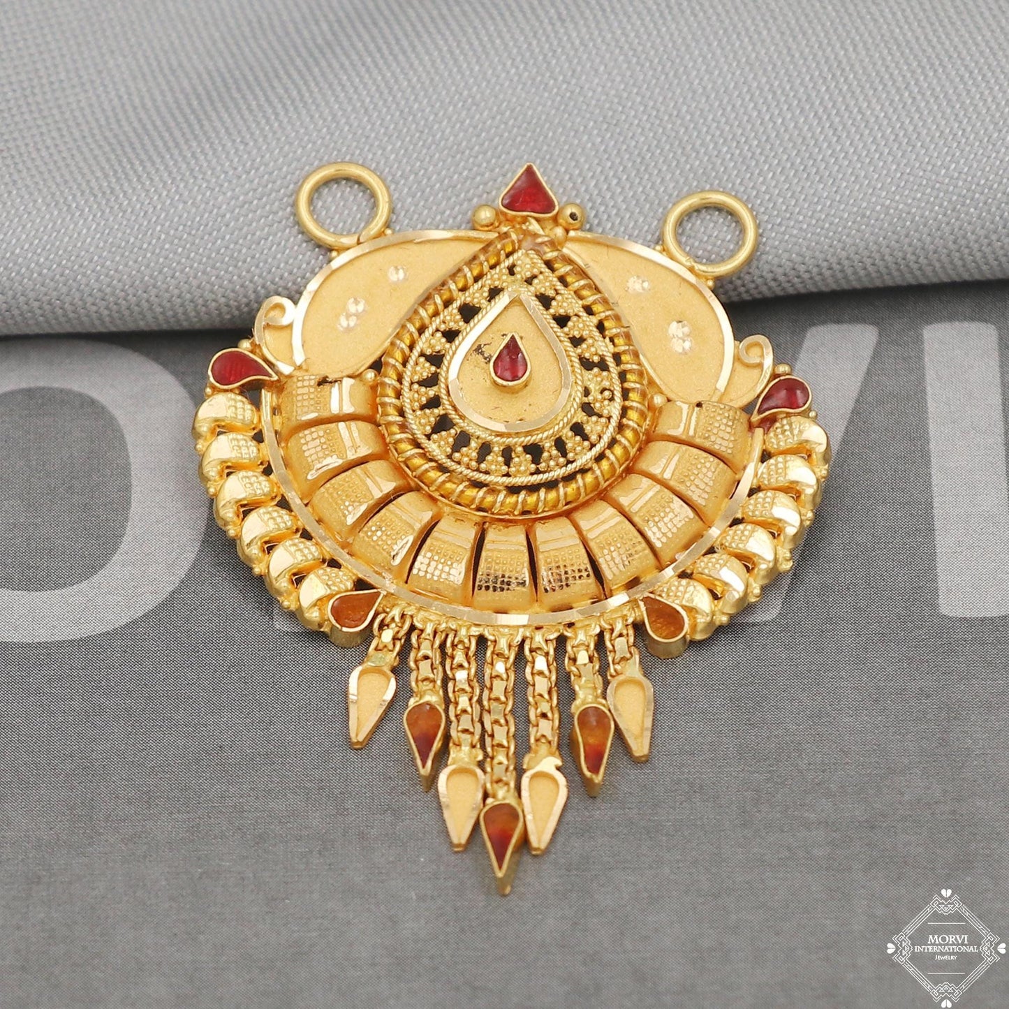 Handmade 22k Yellow Gold Amulet Pendant Necklace Handmade Indian Vintage Antique Design Jewelry, K5047