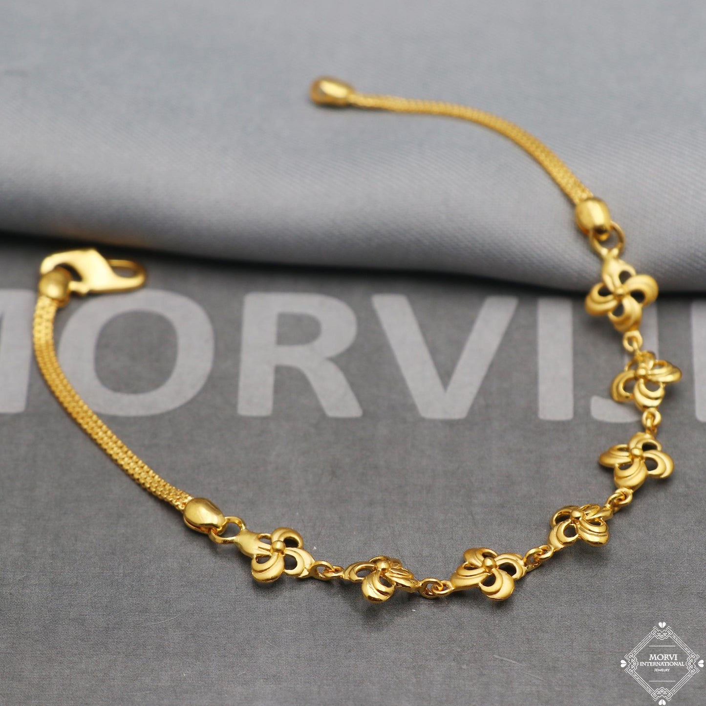 Fabulous 22k Yellow Gold Link Women Bracelet 7 inches Indian Handmade Women Jewelry, K5354