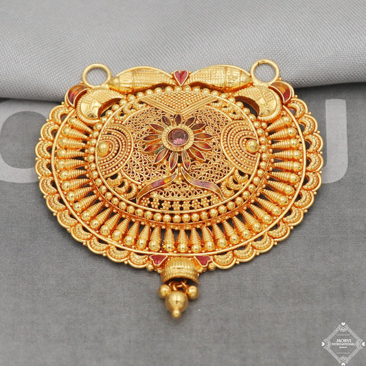 Real 22k gold pendant , K5071