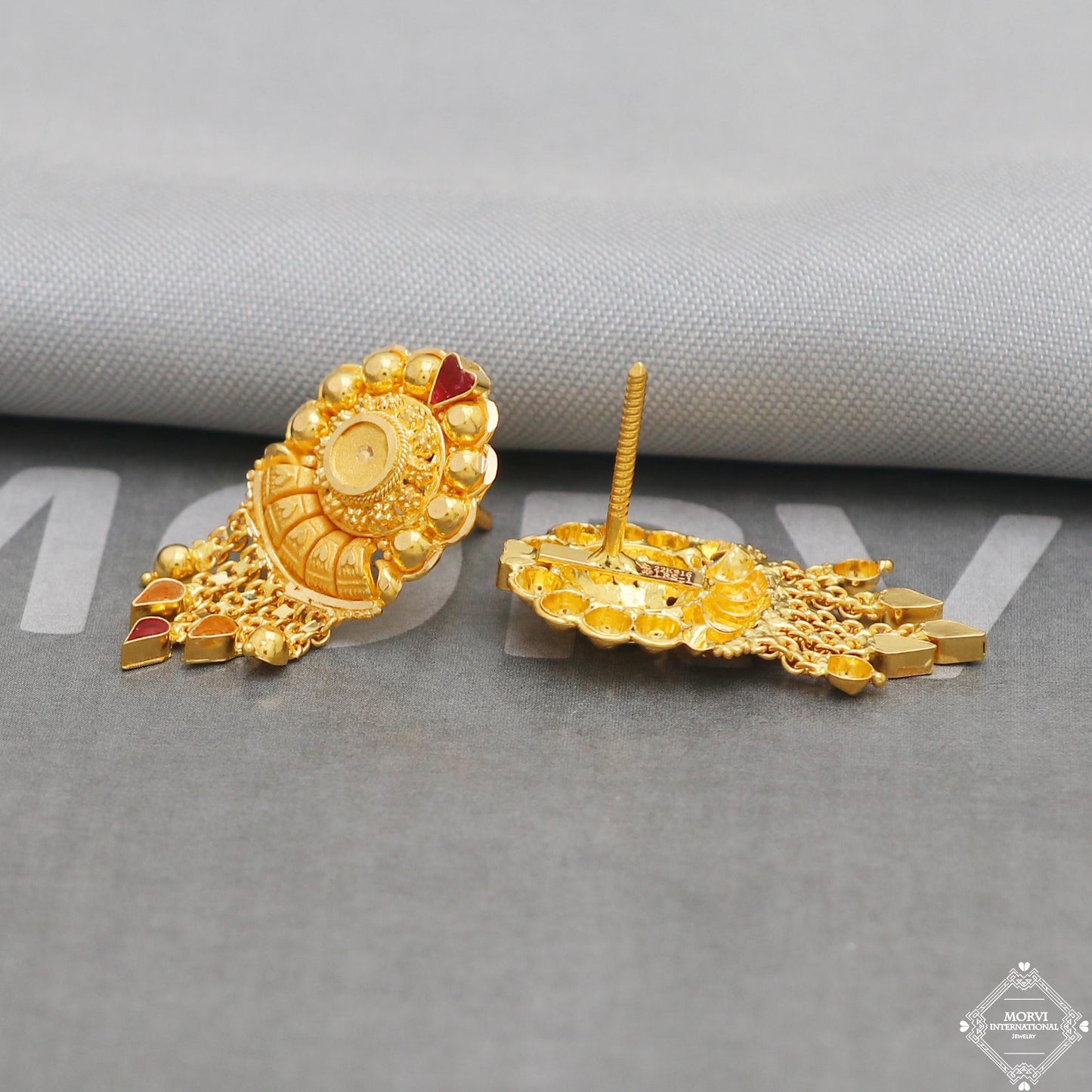 solid yellow gold earrings, K5207