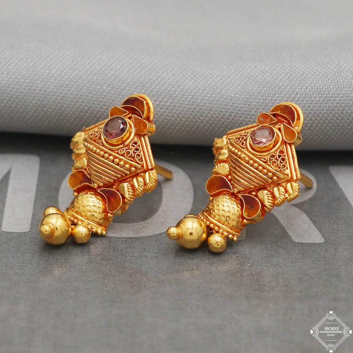 22k 22kt 22 karat solid gold dangle stud earrings jewelry, K5230