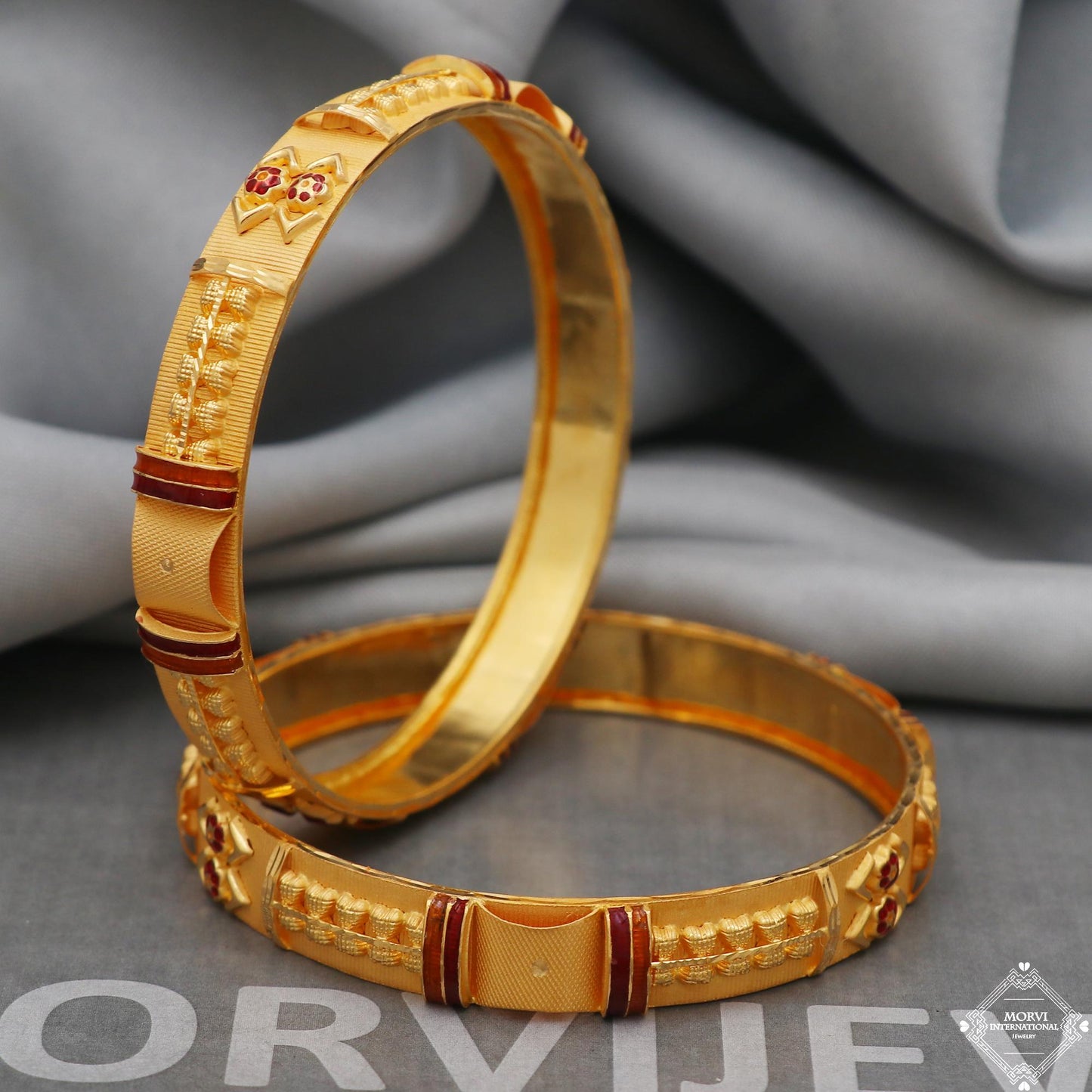 22k 22 karat Gold Bangles Bracelet Pair Wedding Jewelry, inner wax filled, K5171