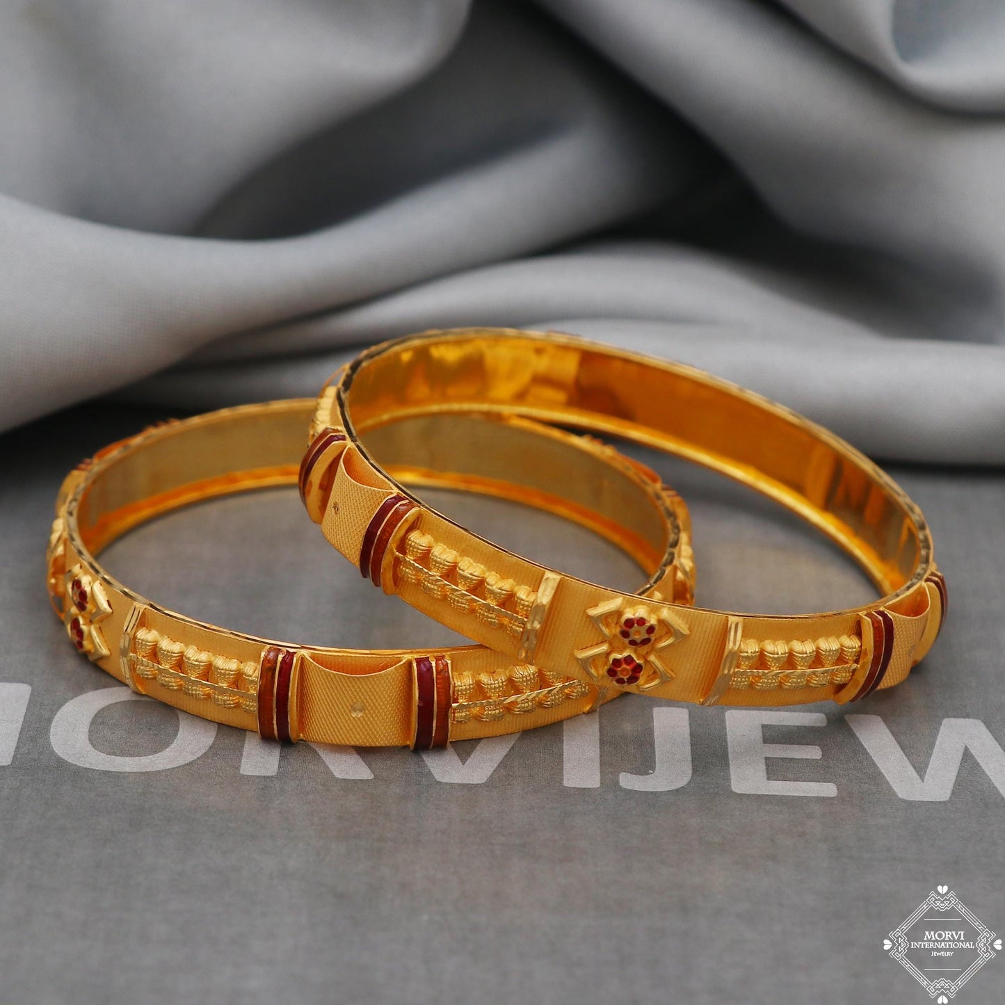 22k 22 karat Gold Bangles Bracelet Pair Wedding Jewelry, inner wax filled, K5171