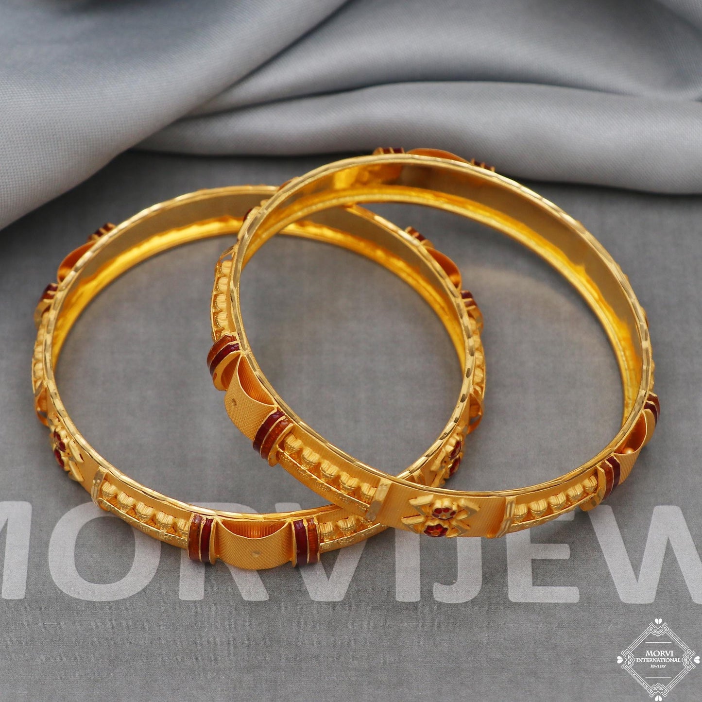 22k 22 karat Gold Bangles Bracelet Pair Wedding Jewelry, inner wax filled, K5171