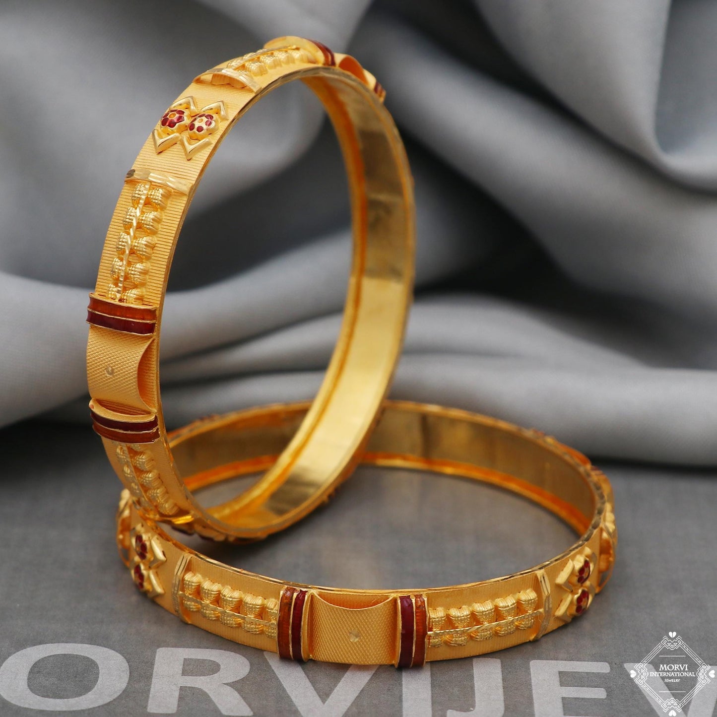 22k 22 karat Gold Bangles Bracelet Pair Wedding Jewelry, inner wax filled, K5171