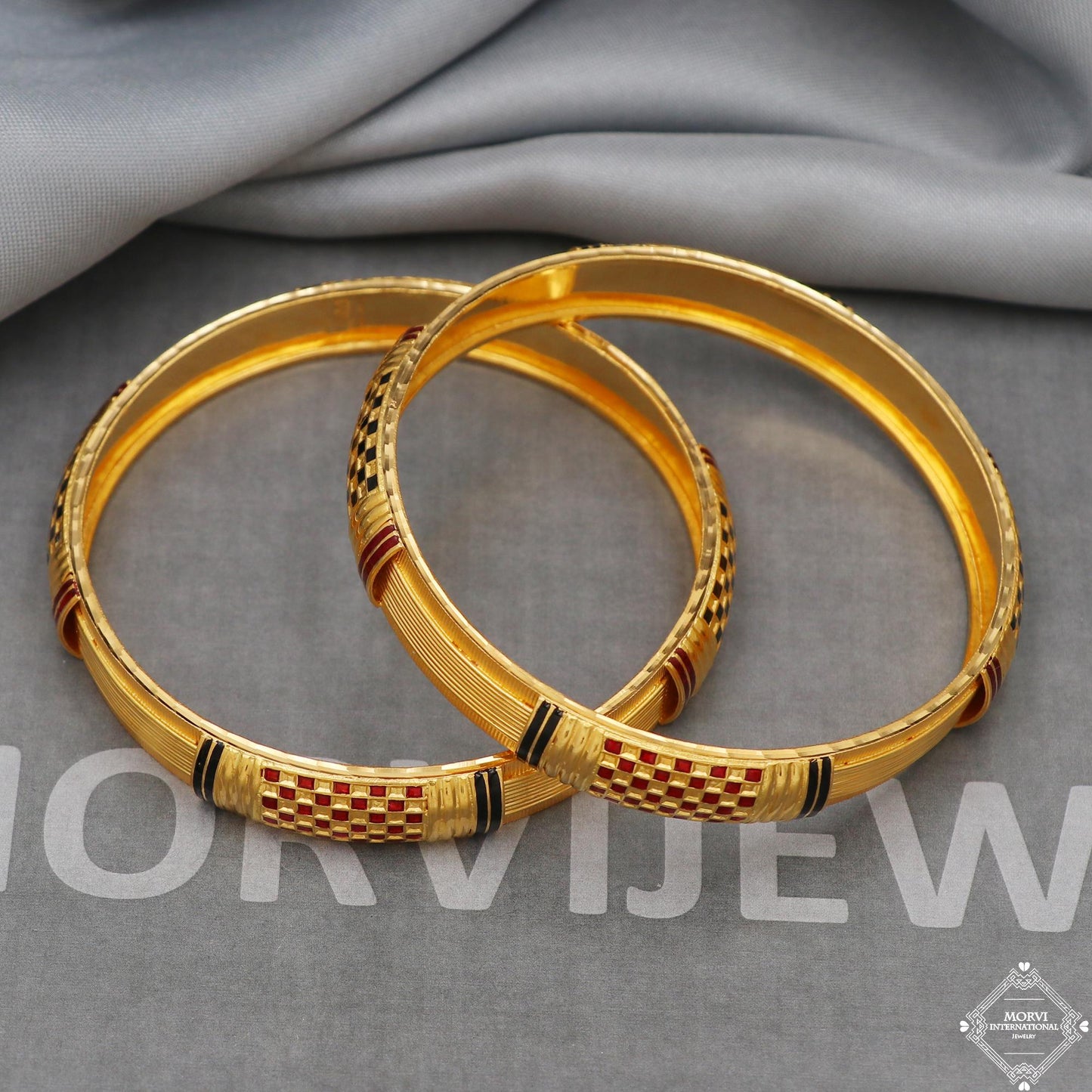 22k 22 karat Gold Bangles Bracelet Pair Wedding Jewelry, K5173