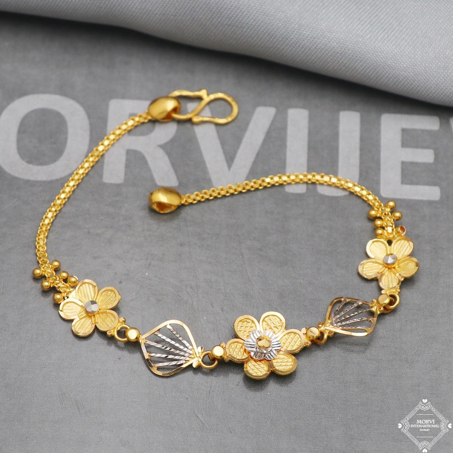 Real 22k Gold Women Girl Handmade Bracelet Link Chain 22kt 22 karat Indian Jewelry, K5271