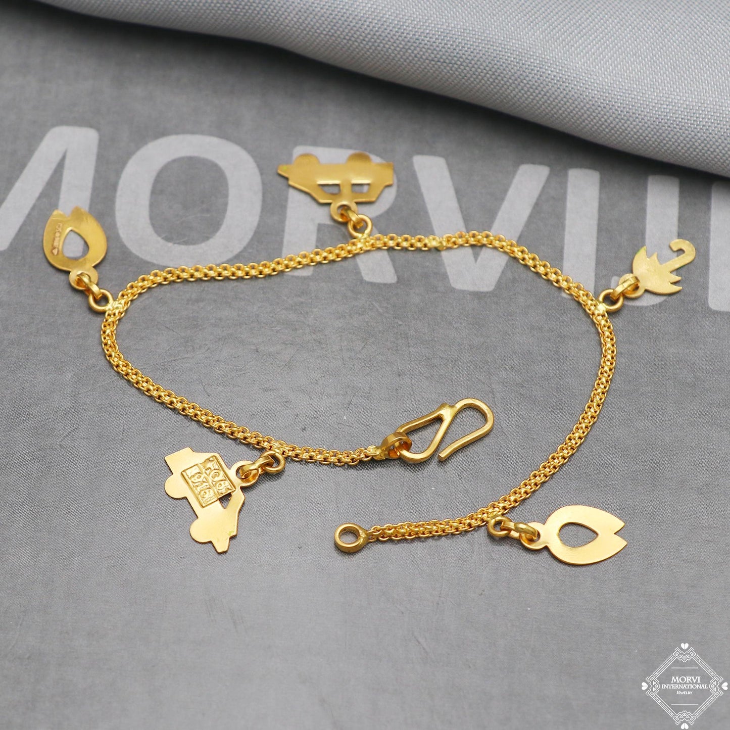 Real 22k Gold Women Girl Handmade Bracelet Link Chain 22kt 22 karat Indian Jewelry, K5275