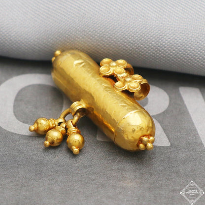 Vintage antique design handmade 22 karat yellow gold amulet pendant with fabulous hanging bells excellent women's girl's jewelry, K5302