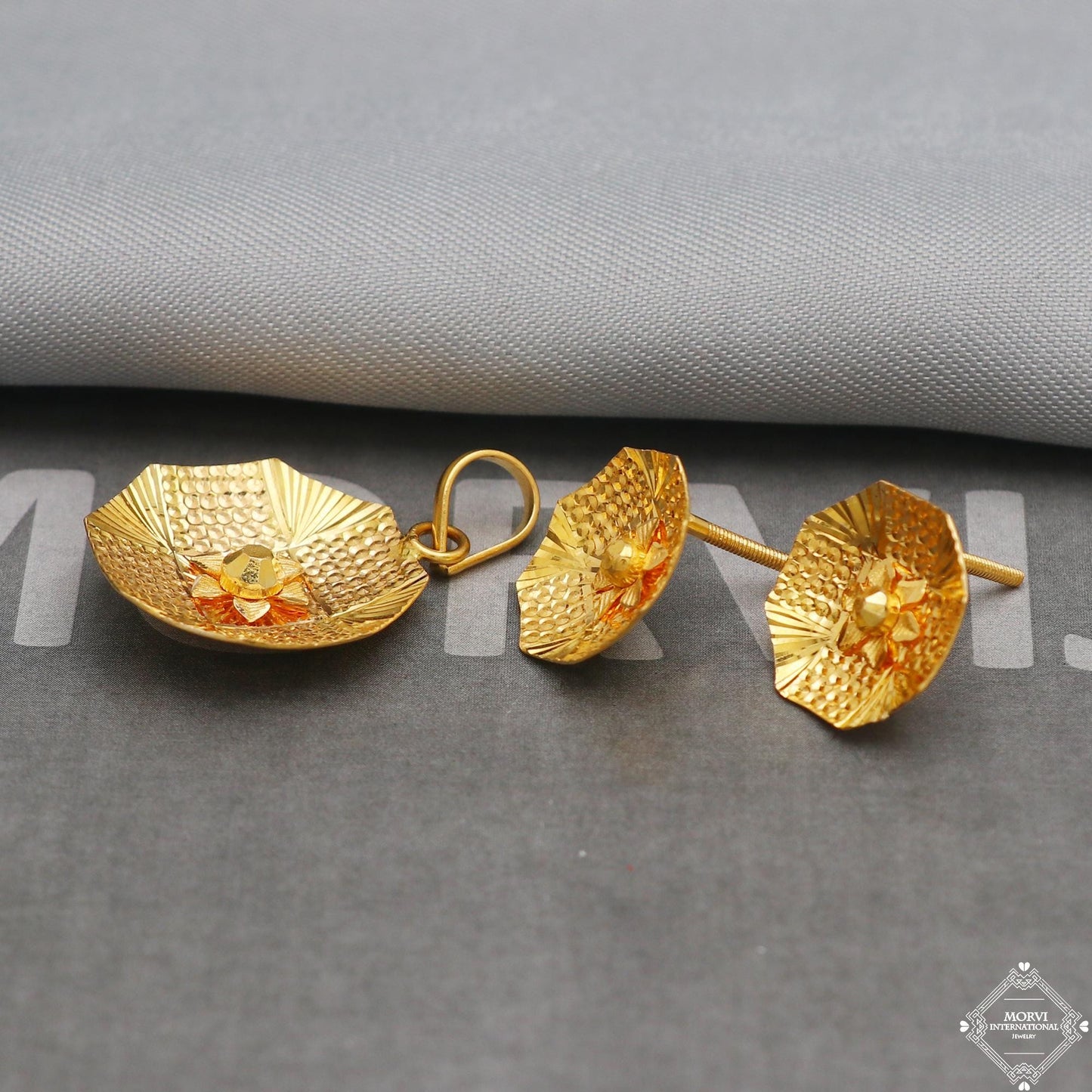 22k Yellow Gold Carved Pendant & Stud Earring Set for Women | Indian Jewelry Gift, K5340