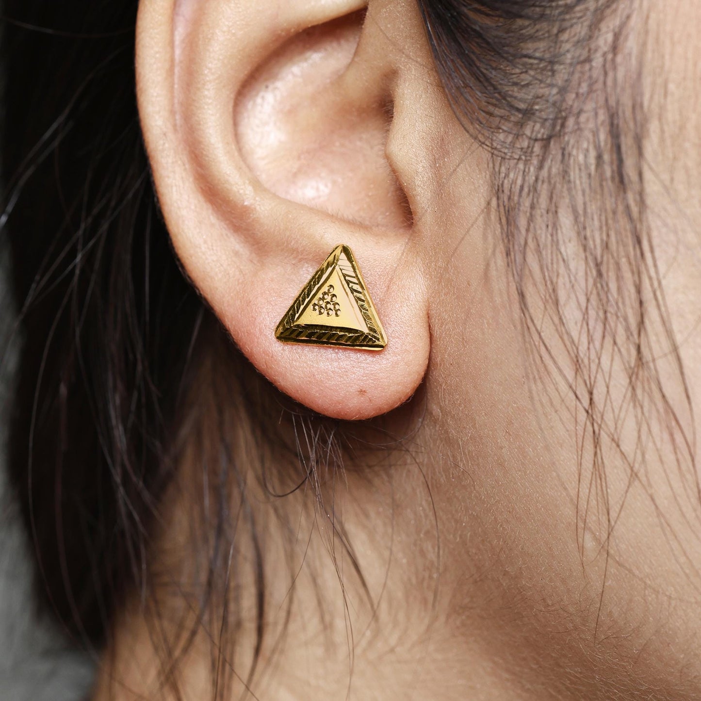 Engraved 22k Gold Stud Earrings Indian 22kt Jewelry Exclusive Authentic BIS Hallmarked Stamped "22k916" Jewelry, MJ0047