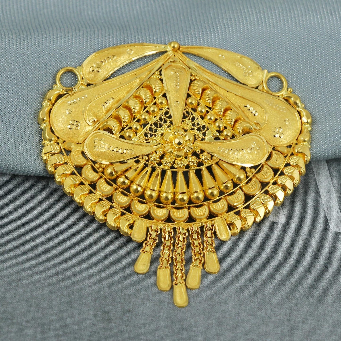22k yellow gold locket with beads string necklace indian handmade jewelry for gift