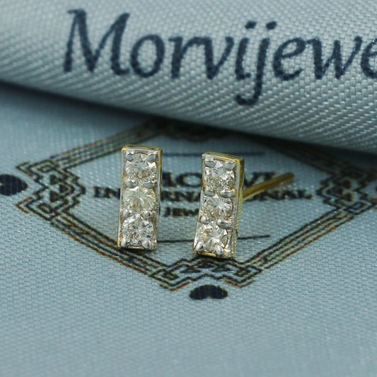 18k Natural Diamond Stud Earrings, MJ0078