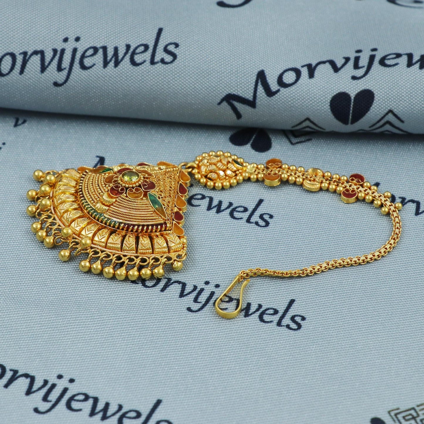 Wedding 22k Gold Traditional Mang Tikka for Bridal Wear | Handcrafted Indian Wedding Jewelry |  K5372
