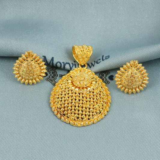 22k Gold Pendant & Earring Set, Indian Handcrafted Ethnic Design, Exquisite Detailing, K5396