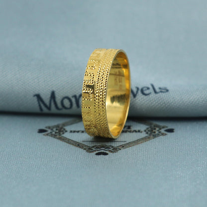 22k pure solid gold handmade band ring . genuine 916 gold purity with government hallmarks . Indian jewelry, K5414
