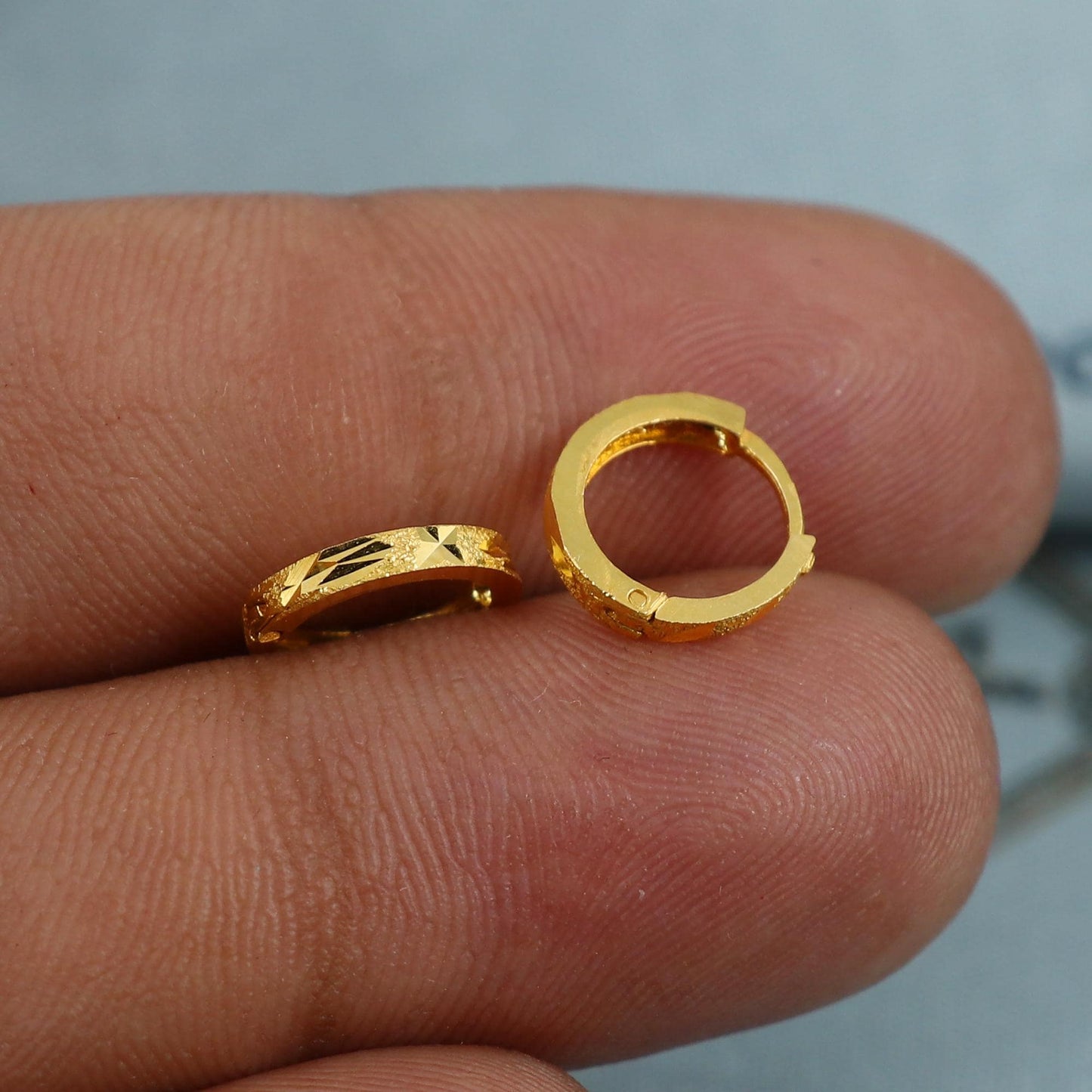 18k Gold Hoop Bali Earrings , Handmade Yellow gold earrings for women, Small Tiny Hoops, dainty indian gold earrings for teens, K5416A