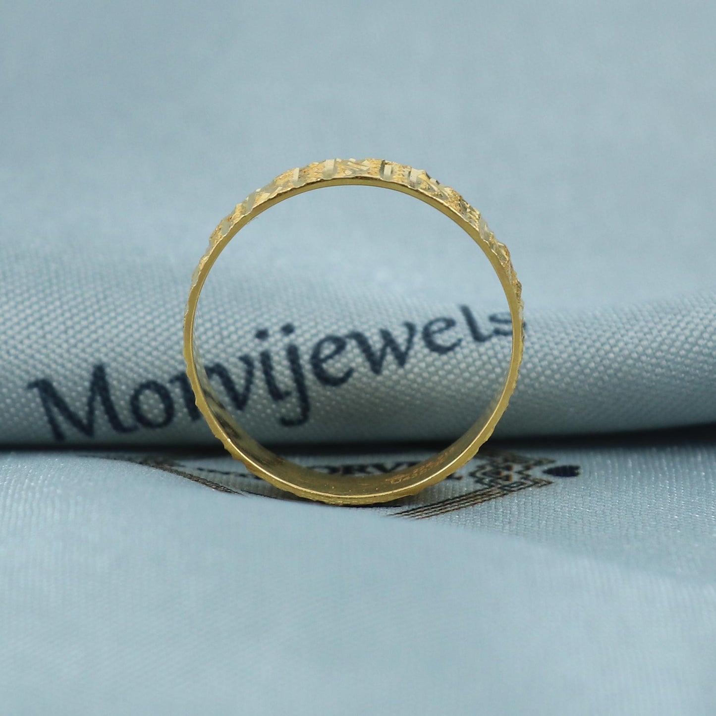 22k pure solid gold handmade band ring . genuine 916 gold purity with government hallmarks . Indian jewelry, K5413