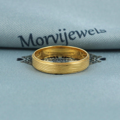 22k pure solid gold handmade band ring . genuine 916 gold purity with government hallmarks . Indian jewelry, K5415