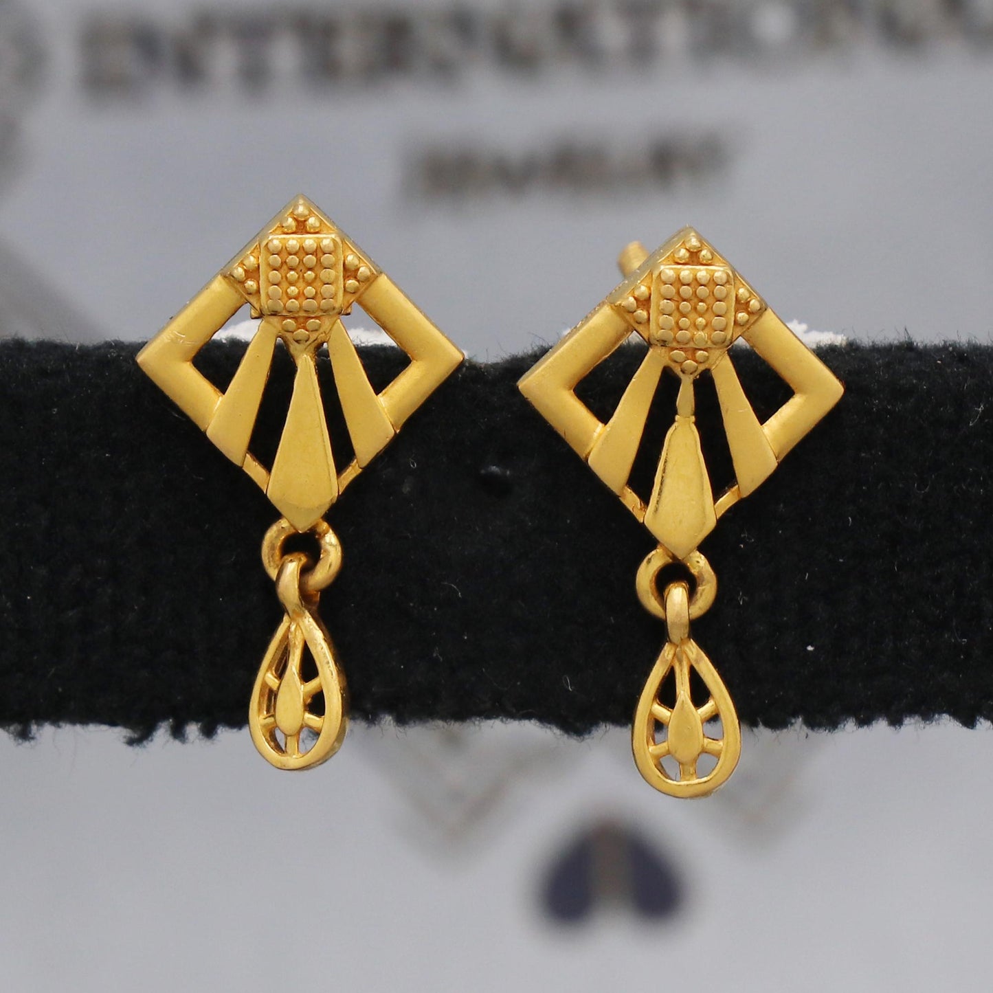 Kite design 22k Gold Earrings for gift, Handmade Yellow gold earrings for women, Indian gold earrings jewelry, K5472
