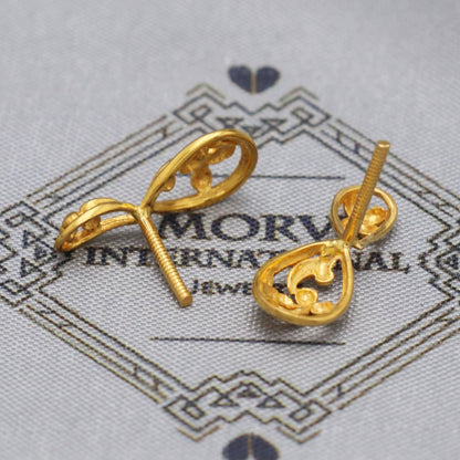 22k Yellow Gold Stud Earrings , Handmade Yellow gold earrings for women, vintage antique design indian gold earrings jewelry, K5473