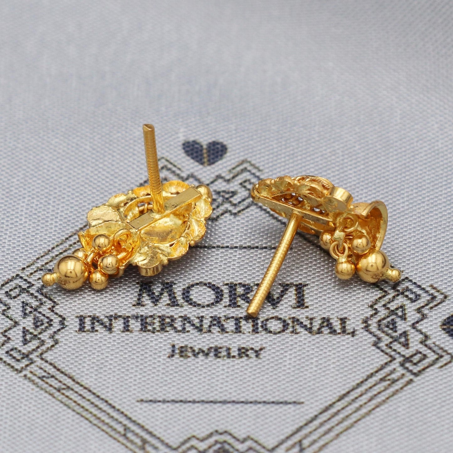 Real 22k gold earrings, K5463