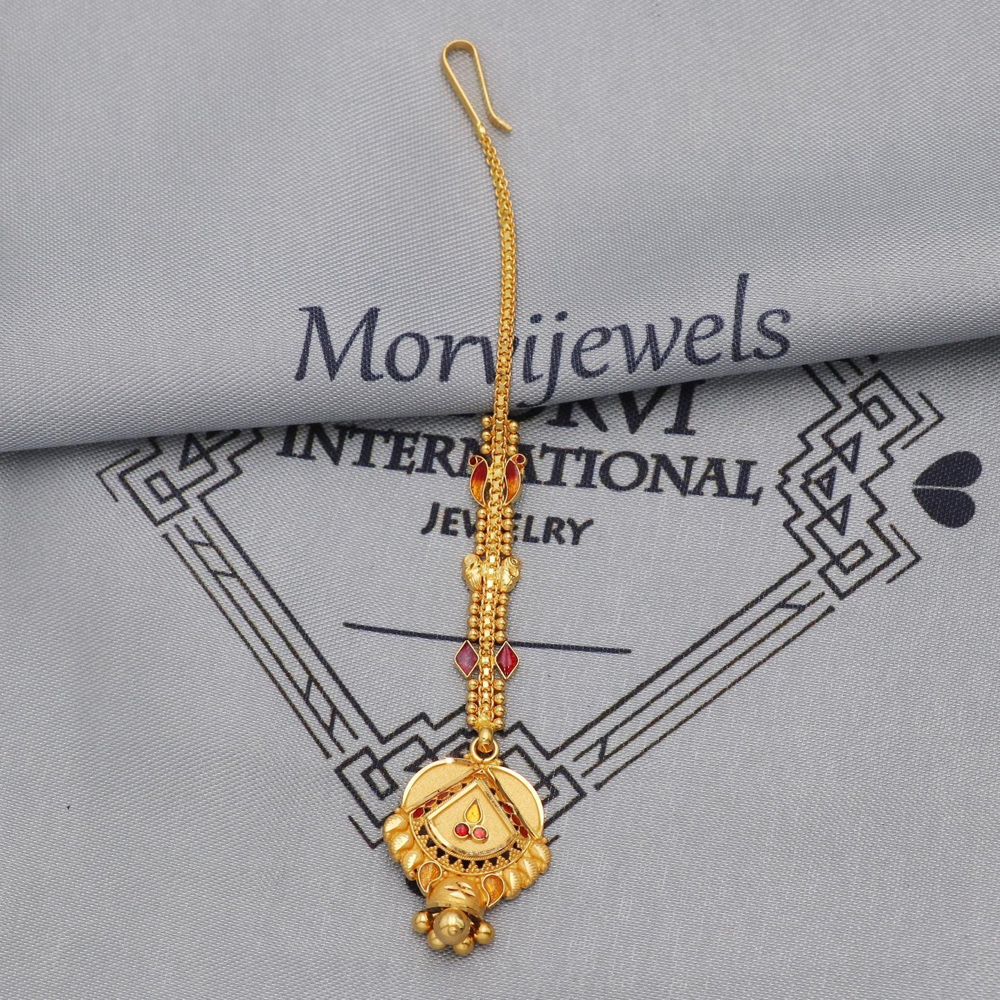 Royal look 22k Gold Maang Tikka foreHead Pendant Jewelry , Vintage Traditional Indian Gold Handmade Jewelry for Gift, K5622
