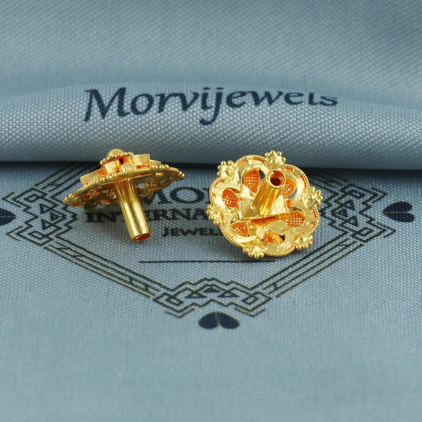 22kt 22k solid gold stud indian earrings for women, K5675