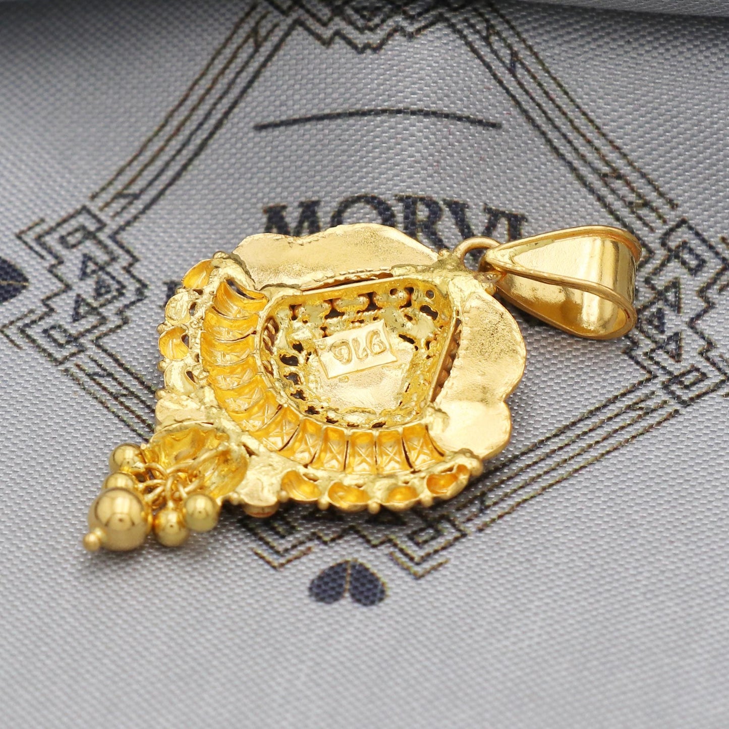 Indian Design 22k Gold Chain Pendant Jewelry, K5540