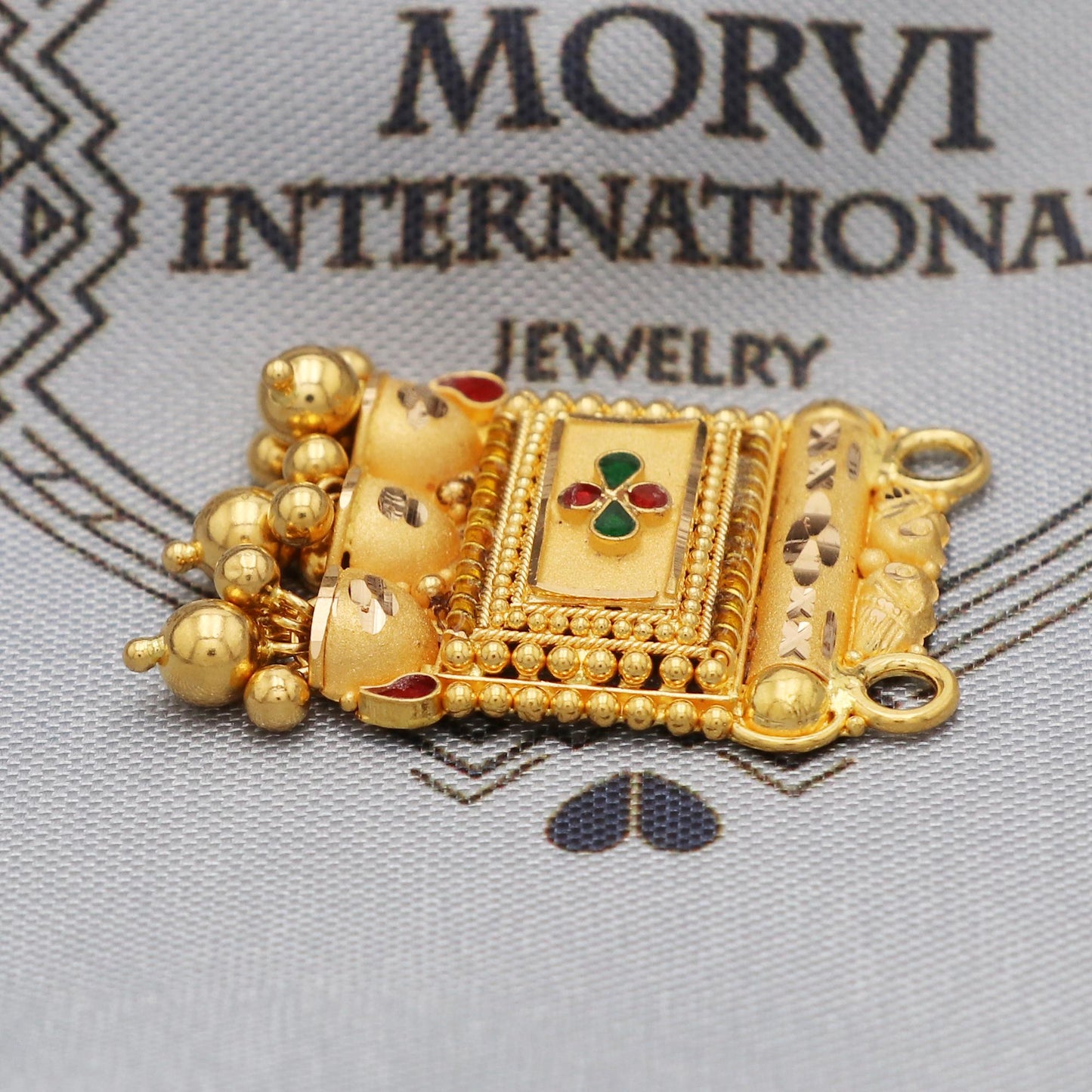 Vintage Style Pendant, Women Indian Locket, Dangling Beads Pendant Jewelry, K5624