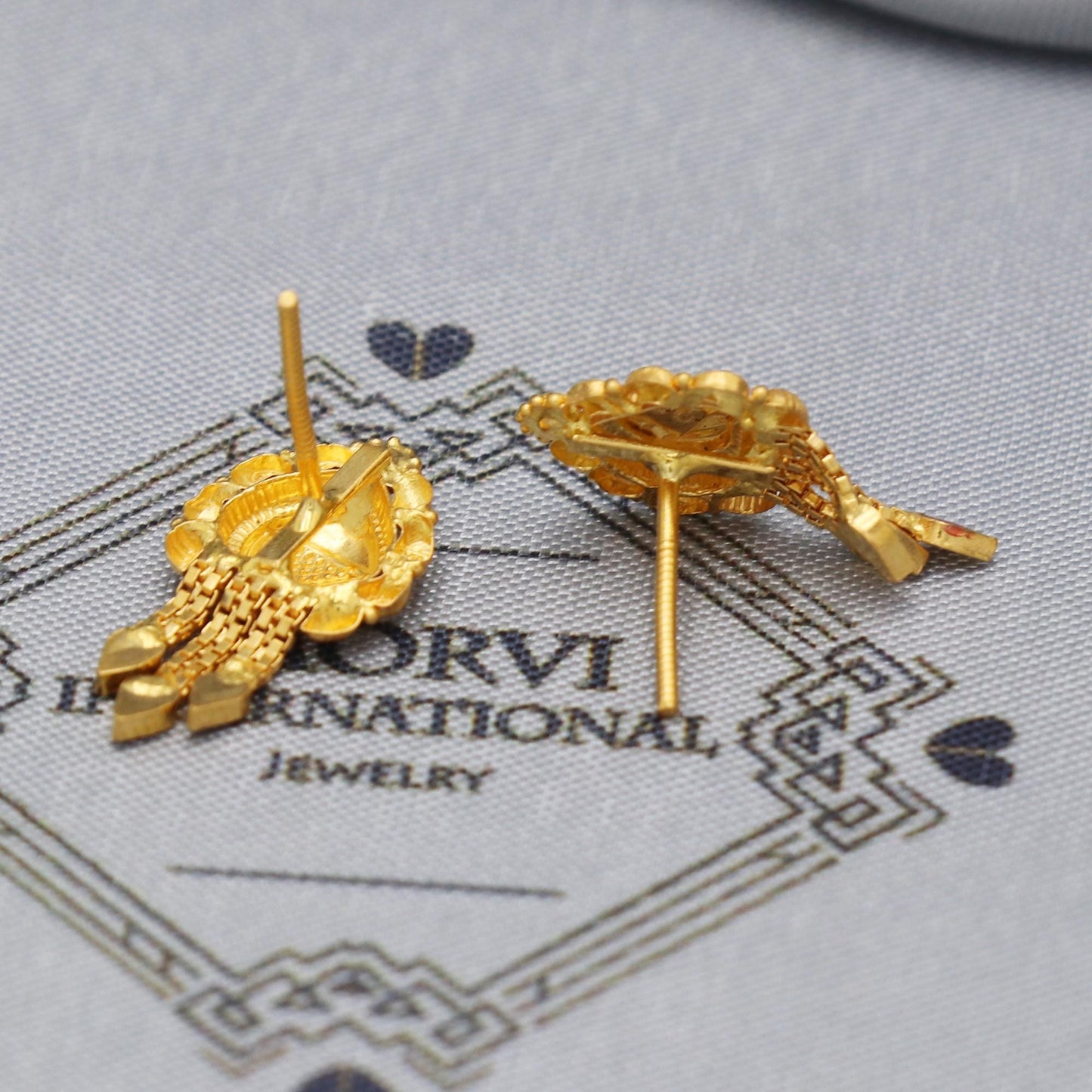 22k 22kt 22 karat Yellow Gold Earrings Dangle Stud Handmade Indian Jewelry for Gift, K5458