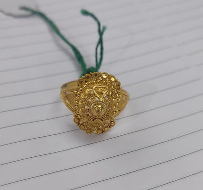 22k pure solid gold handmade ring . genuine 916 gold purity with government hallmarks . Indian jewelry